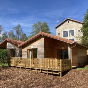 Le Jardin des 4M hébergement touristique chambres d'hôtes chalets en pleine nature à 1h de Lyon - Pilat Loire