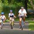 Vélo cyclisme Via Fluvia VTT sportif en famille entre amis
